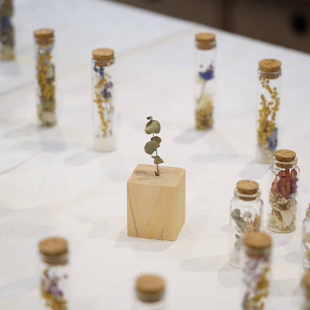 コーヒーとドライフラワー